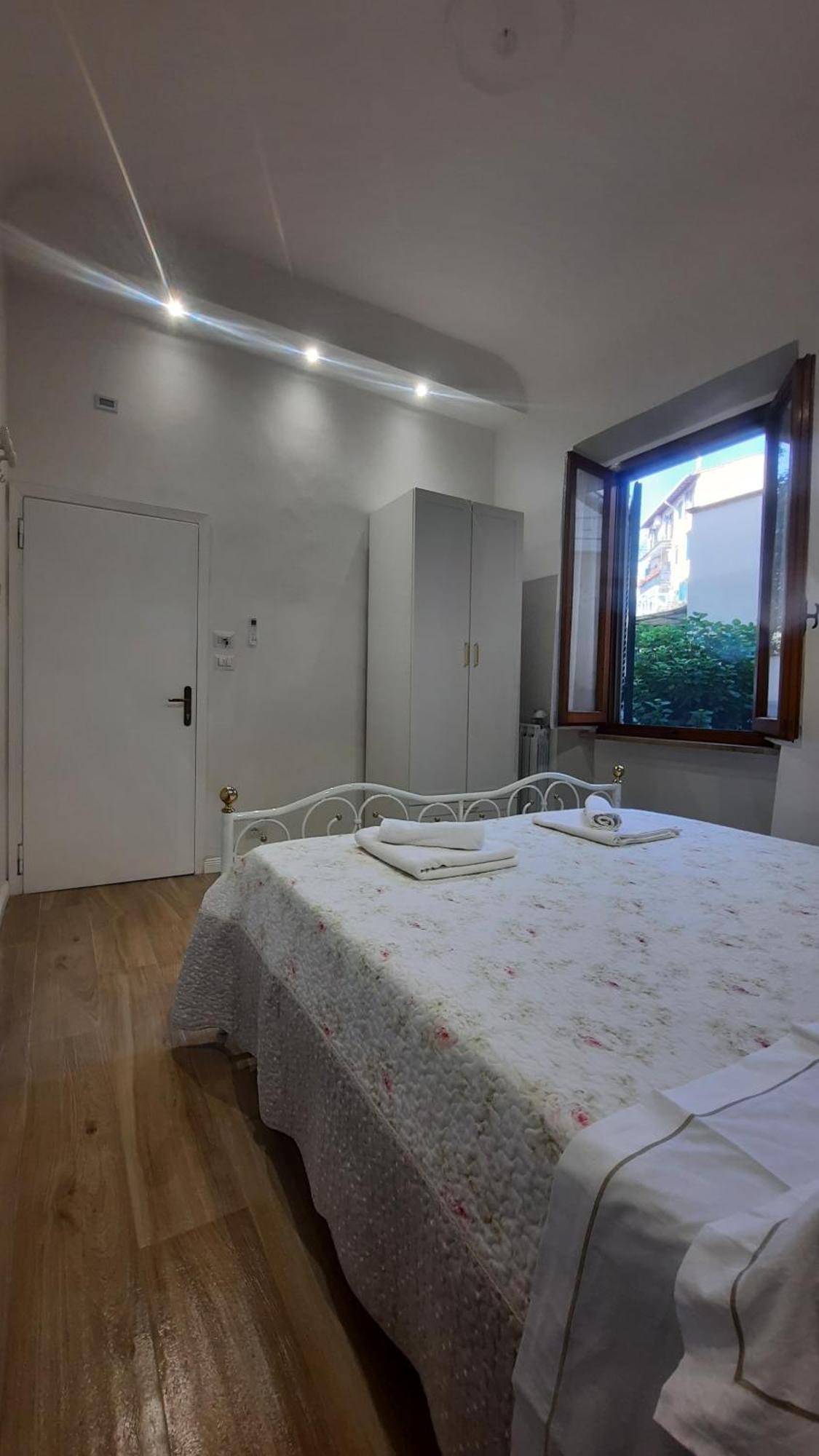 Garden House : A Un Paso Dal Centro Storico Apartamento *